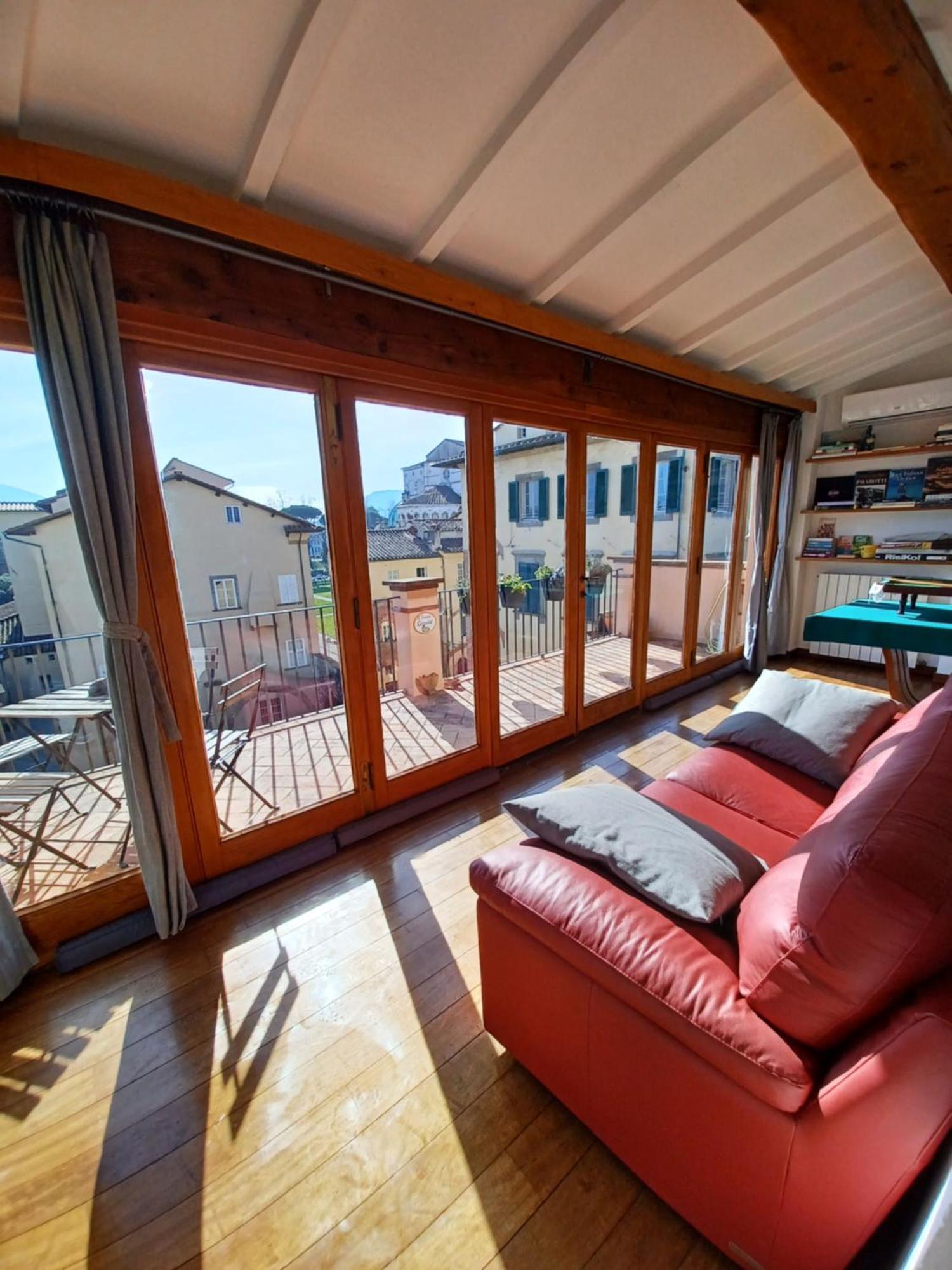 Terrazza Coccode' Spazioso Con Vista Mozzafiato! Lucca Eksteriør bilde